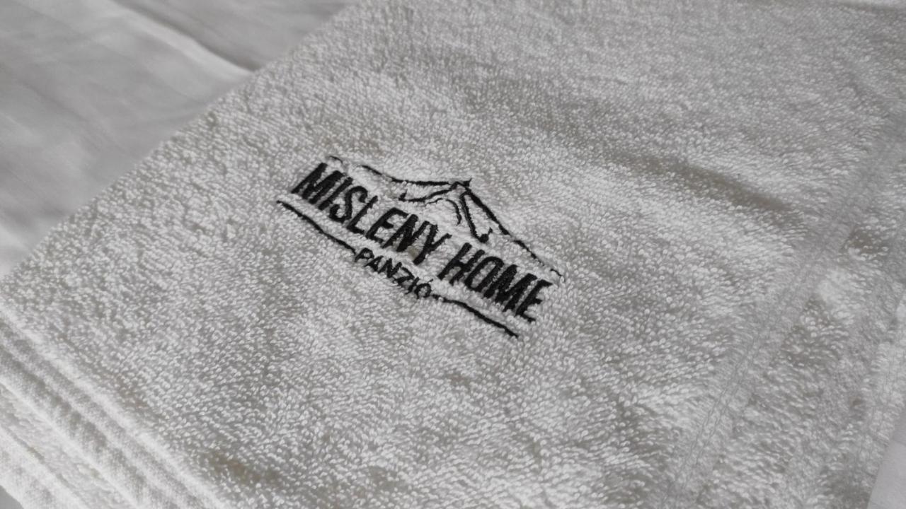 Misleny Home Kozarmisleny Eksteriør billede