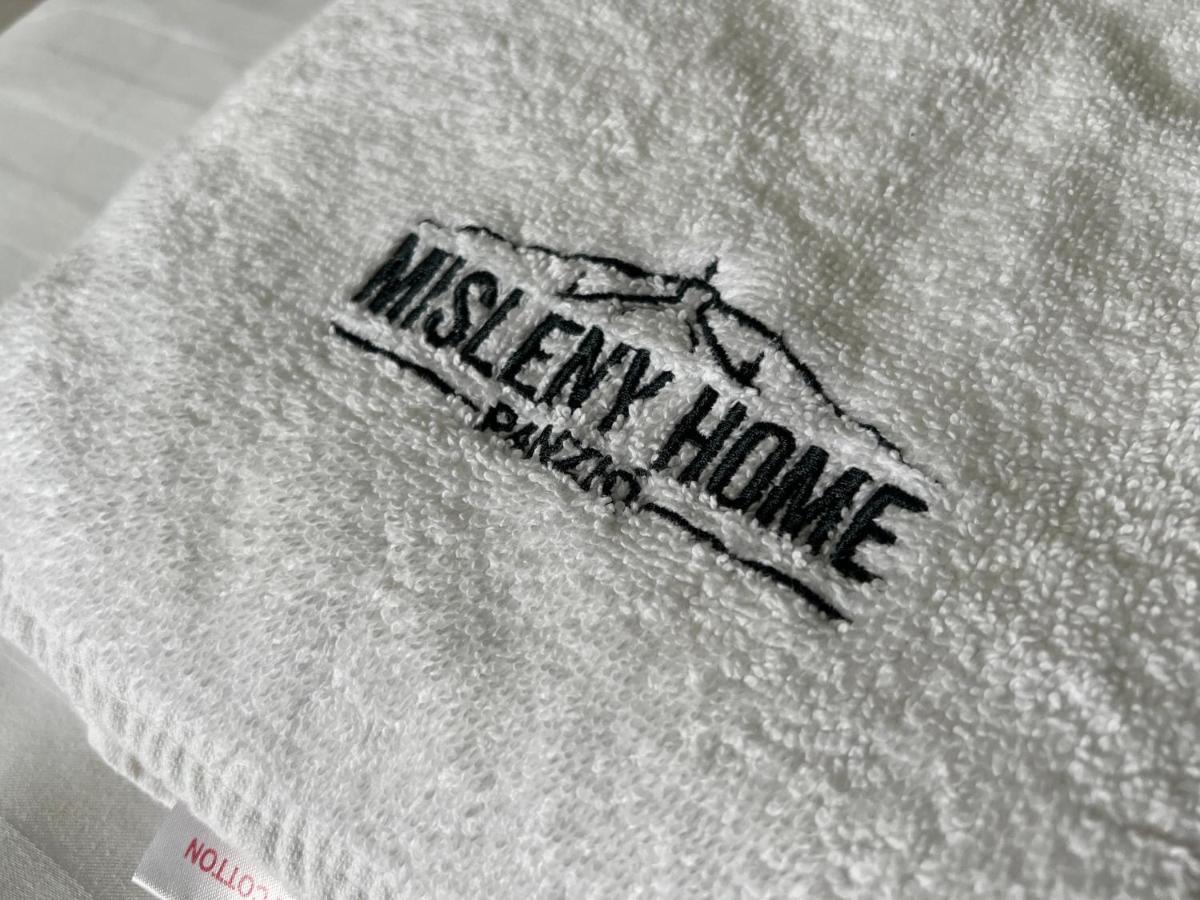 Misleny Home Kozarmisleny Eksteriør billede